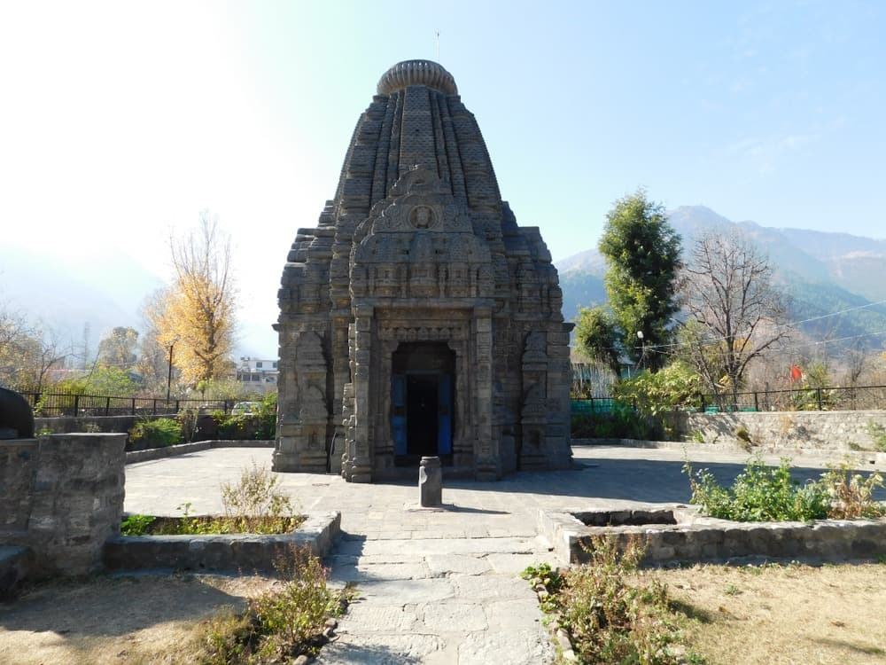 Basheshwar Mahadev Temple