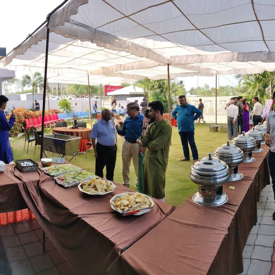 hotel rudraksh inn restaurant