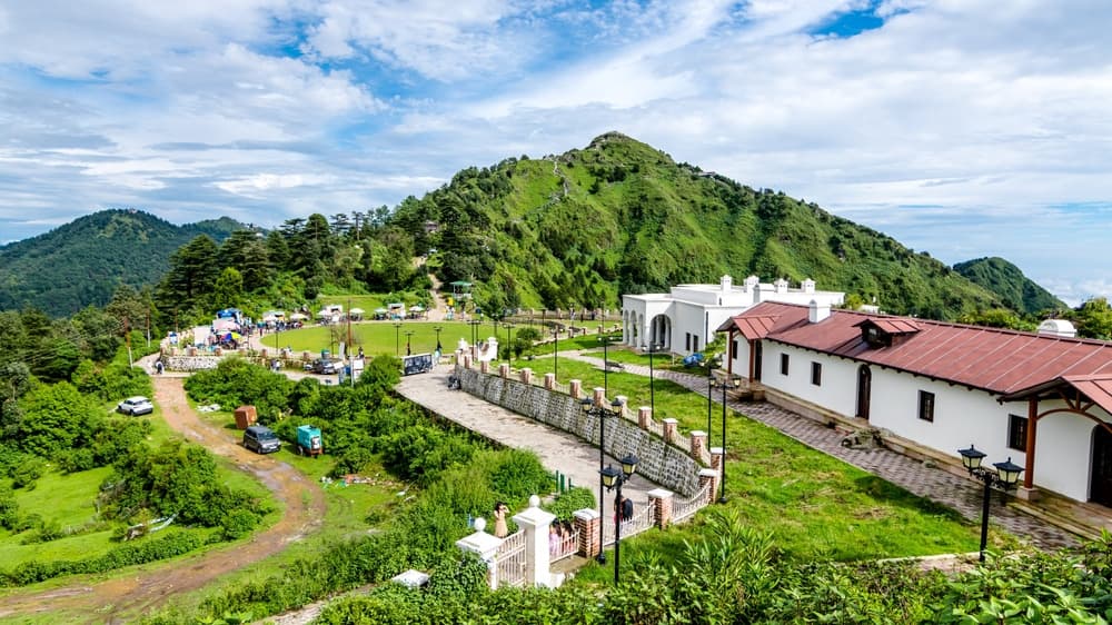 shutterstock 2366151169 mussoorie