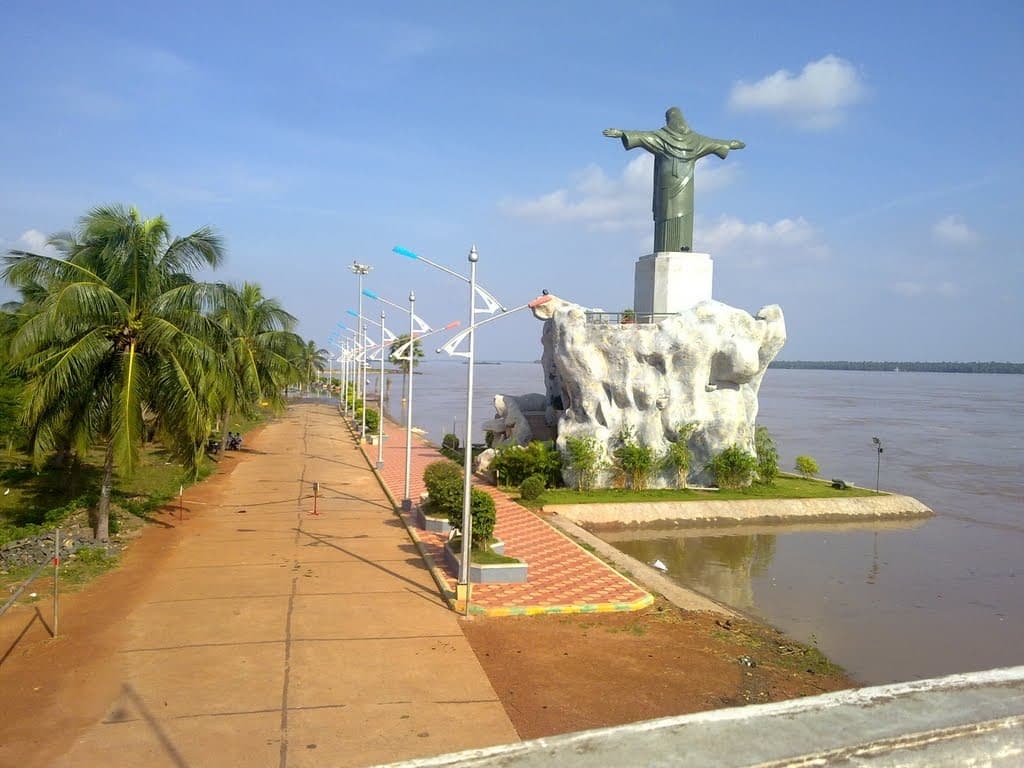 Yanaon (or Yanam)