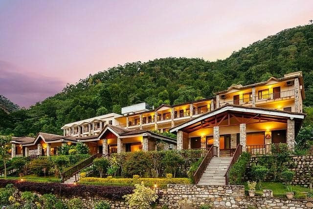 The Riverview Retreat